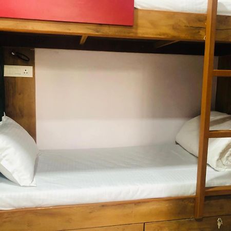Everest Stays Rooms And Dormitory Mumbai Kültér fotó