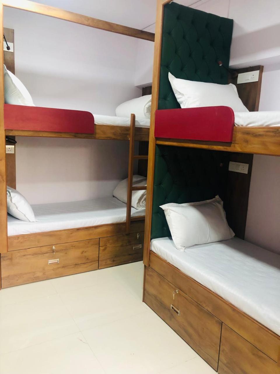 Everest Stays Rooms And Dormitory Mumbai Kültér fotó