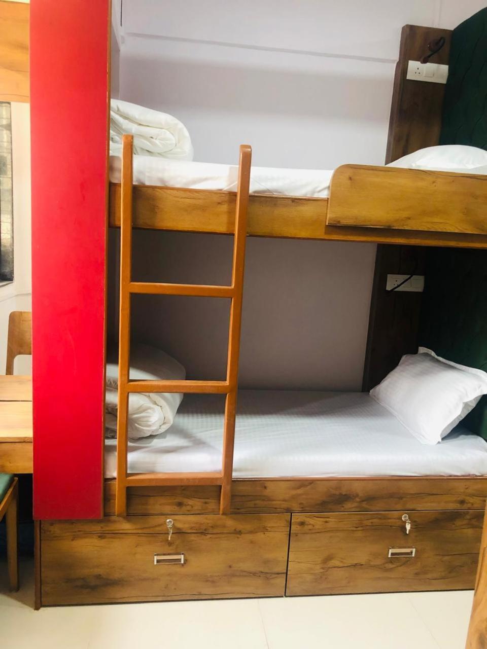Everest Stays Rooms And Dormitory Mumbai Kültér fotó